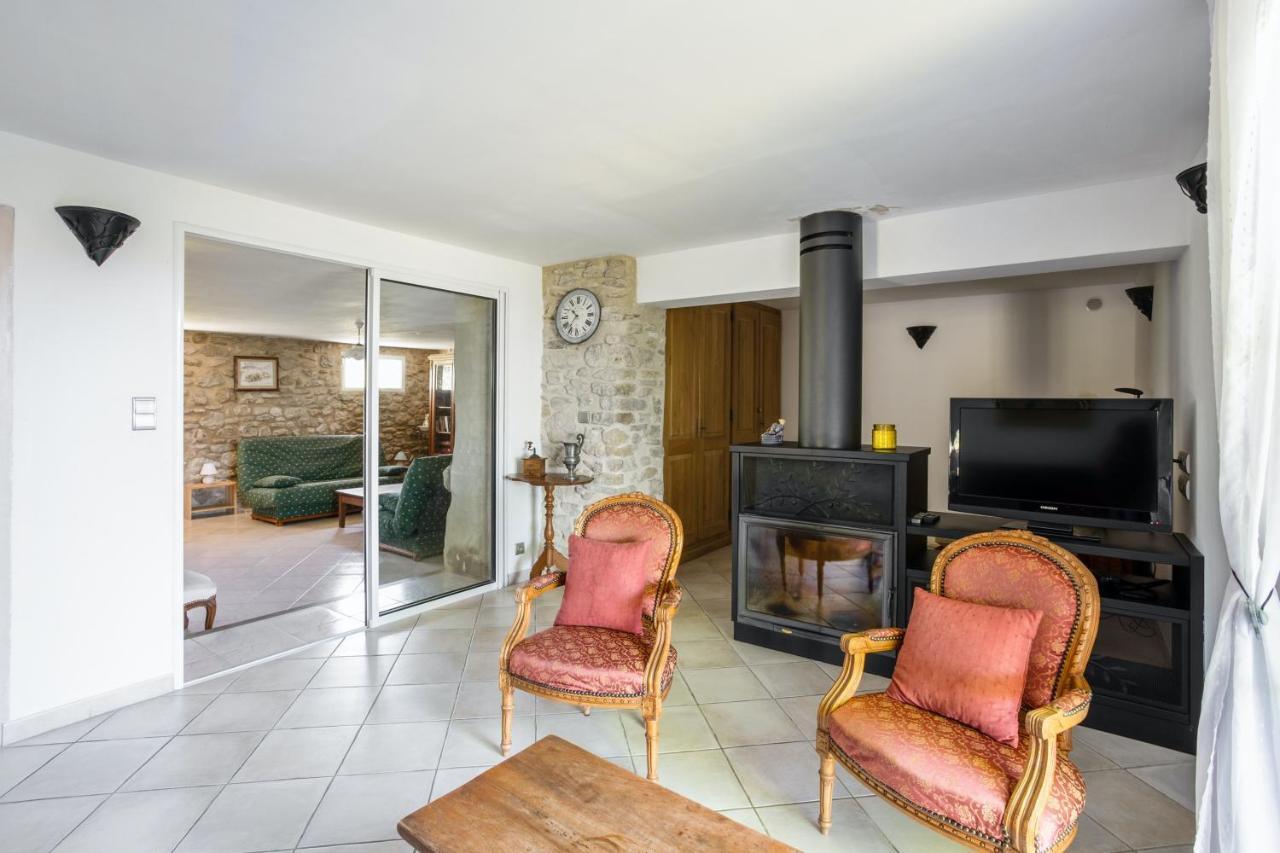 Villa Charmante A La Tour-D'Aigues Avec Piscine Privee Zewnętrze zdjęcie
